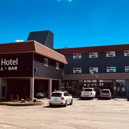 Camrose Le Chateau Hotel 외부 사진
